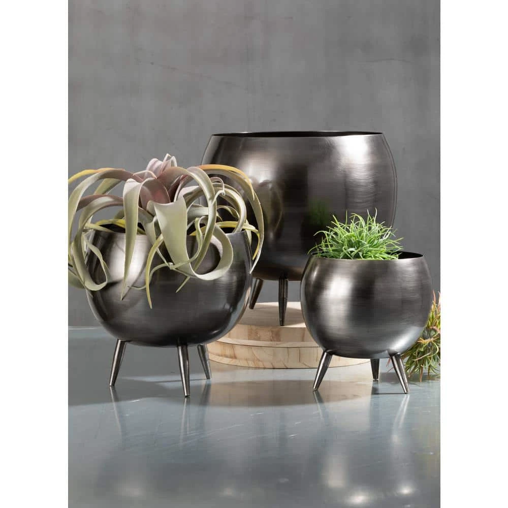 SULLIVANS Pewter Metal Pot With Feet (Set of 3) - Image 3