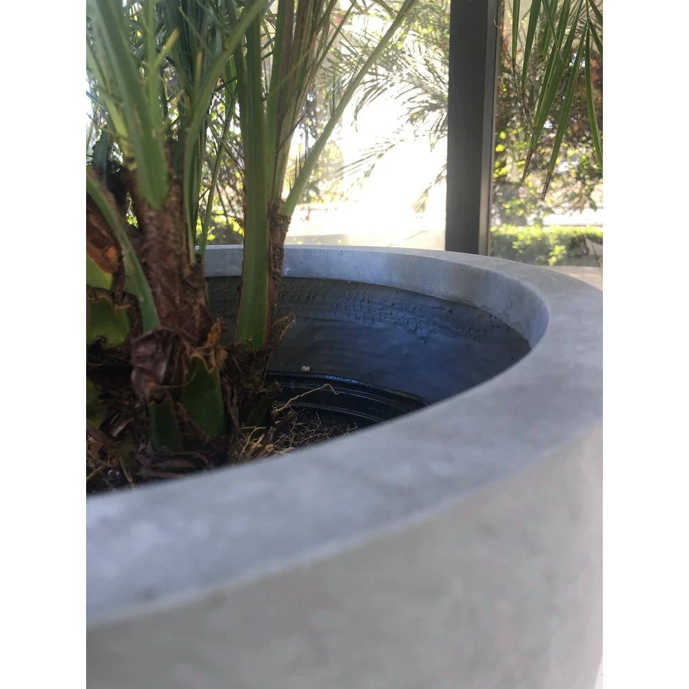 KANTE 10 in. W Round Slate Gray Concrete/Fiberglass Indoor Outdoor Elegant Planter - Image 3
