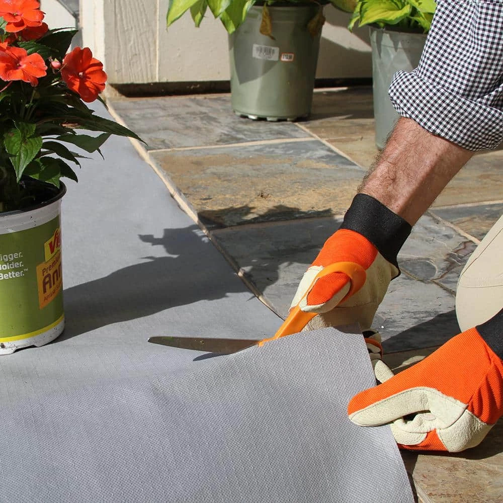 Vigoro 4 ft. x 100 ft. Matrix Grid Heavy-Duty Landscape Fabric (4-Pack) - Image 9