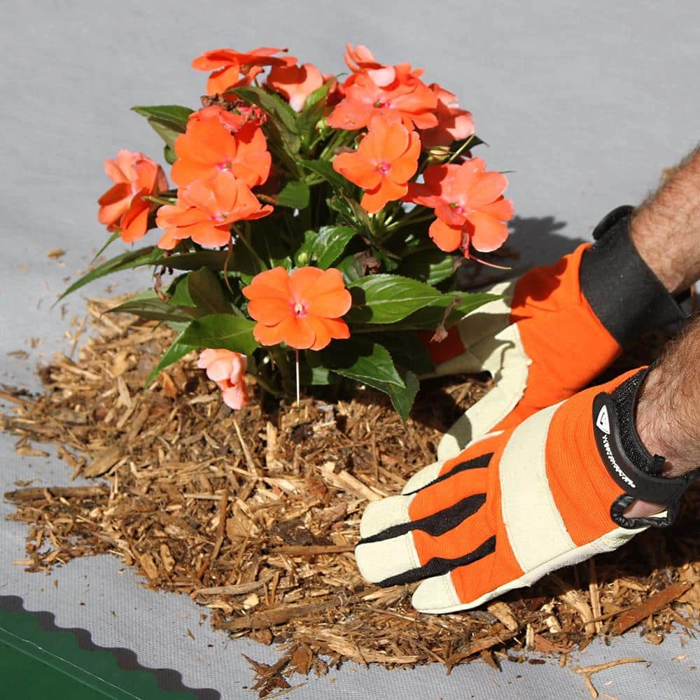 Vigoro 4 ft. x 50 ft. Matrix Grid Heavy-Duty Landscape Fabric (4-Pack) - Image 4